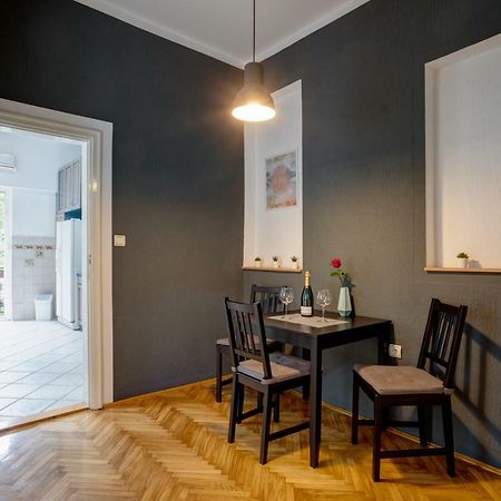 Dora Apartment Belgrado Esterno foto